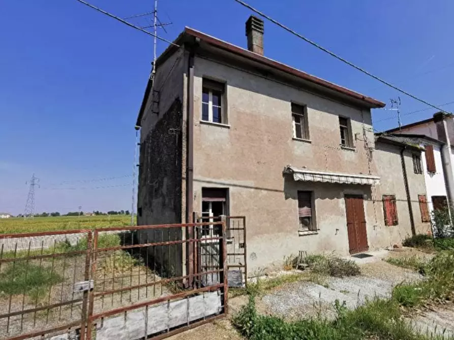 Immagine 1 di Villetta a schiera in vendita  in VIA N. SAURO 845 a Canaro