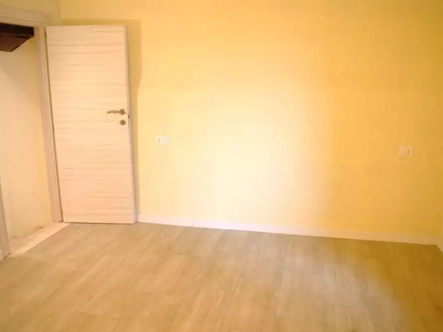 Immagine 11 di Appartamento in vendita  in Sanfatucchio a Castiglione Del Lago