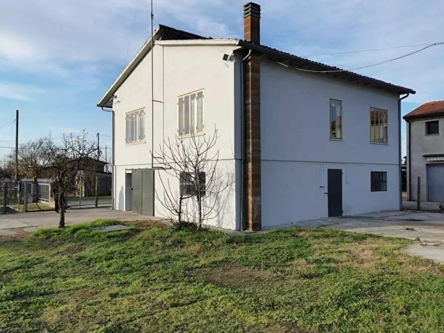 Immagine 1 di Casa indipendente in vendita  a Masi