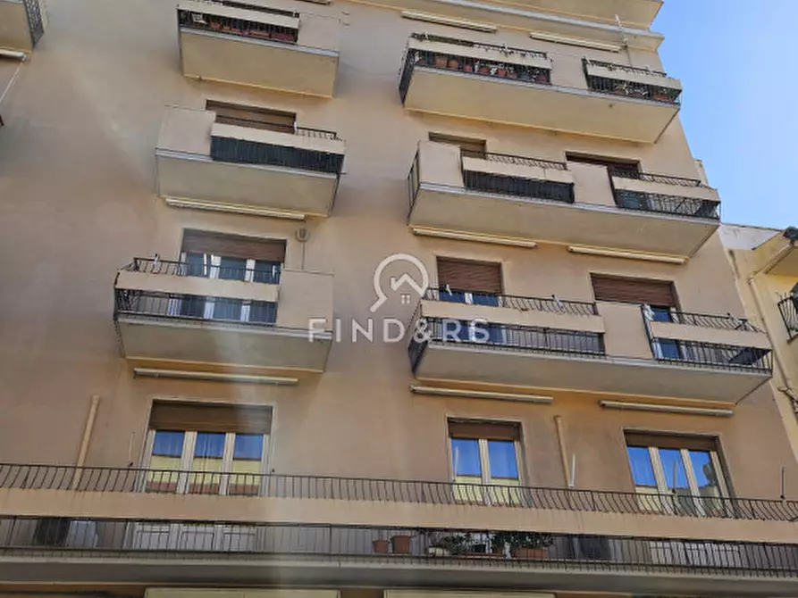 Immagine 1 di Appartamento in vendita  in Via Vittorio Veneto a Reggio Di Calabria