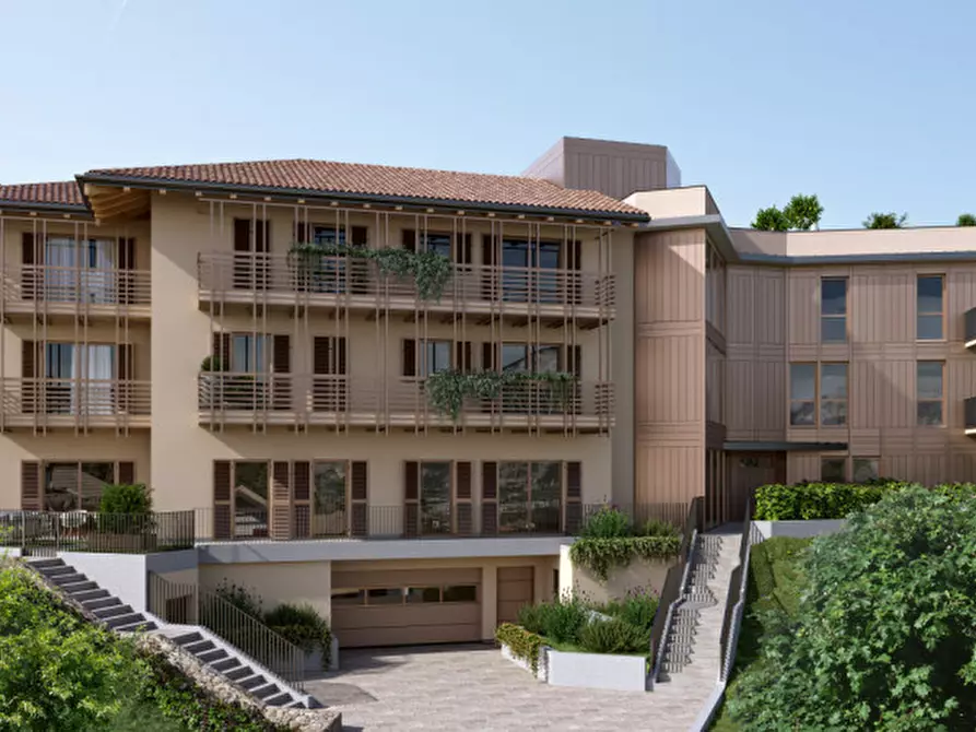 Immagine 1 di Appartamento in vendita  in via al canon a Trento