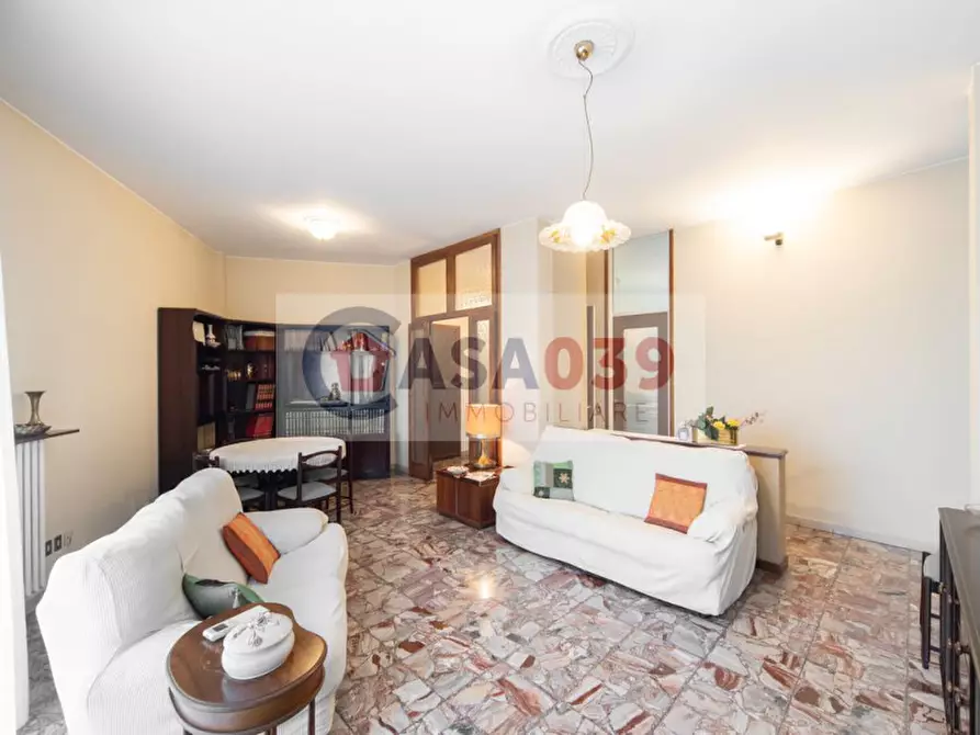 Immagine 1 di Appartamento in vendita  in Ugo Bassi 15 a Monza