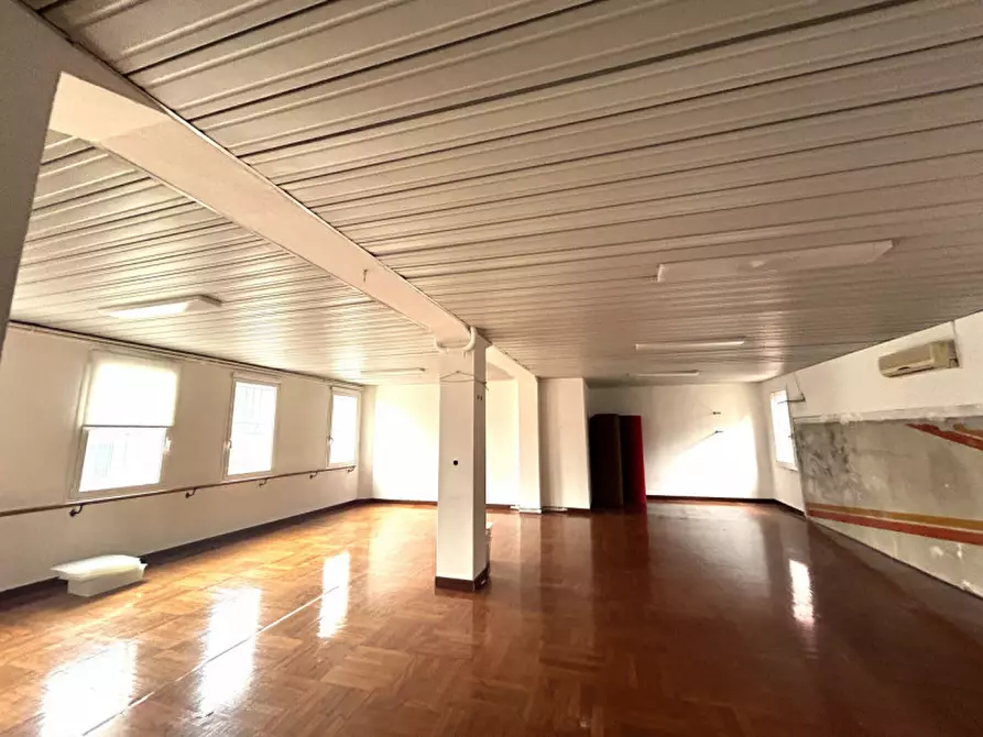 Immagine 2 di Ufficio in affitto  in via Selvatico a Padova