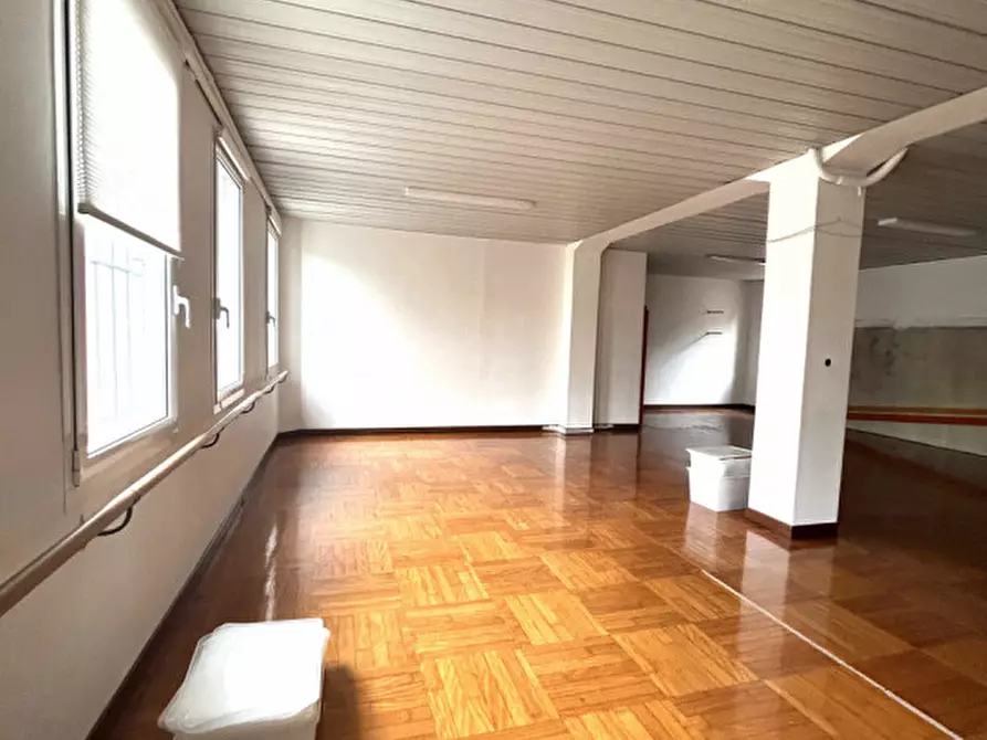 Immagine 3 di Ufficio in affitto  in via Selvatico a Padova