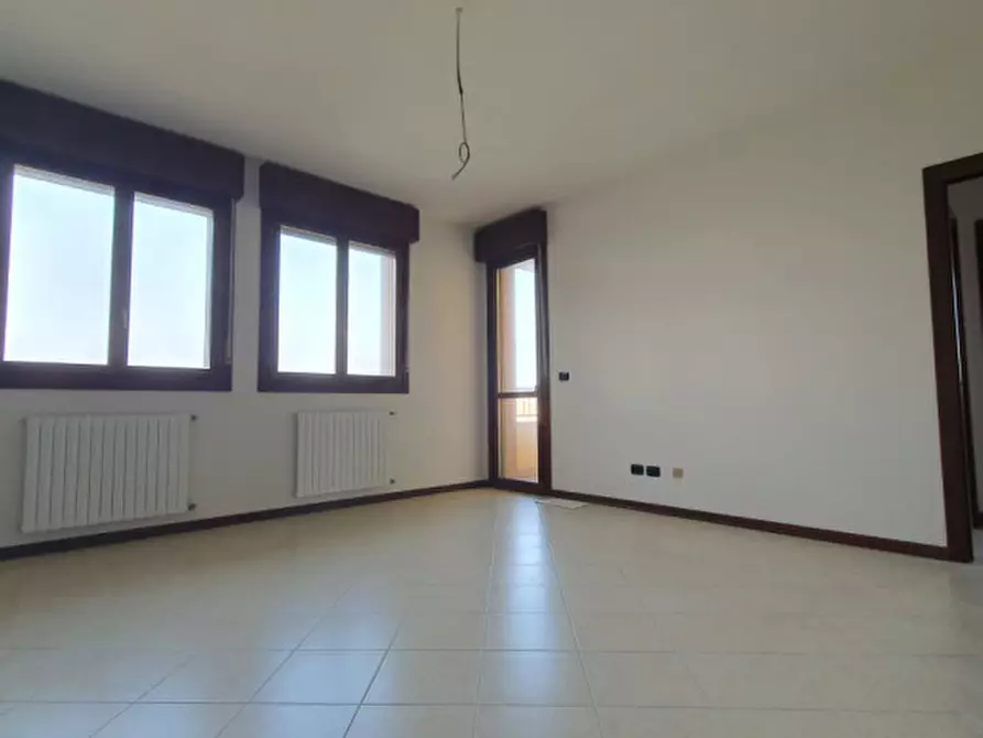 Immagine 1 di Appartamento in vendita  in VIA D'ANNUNZIO a Cavezzo