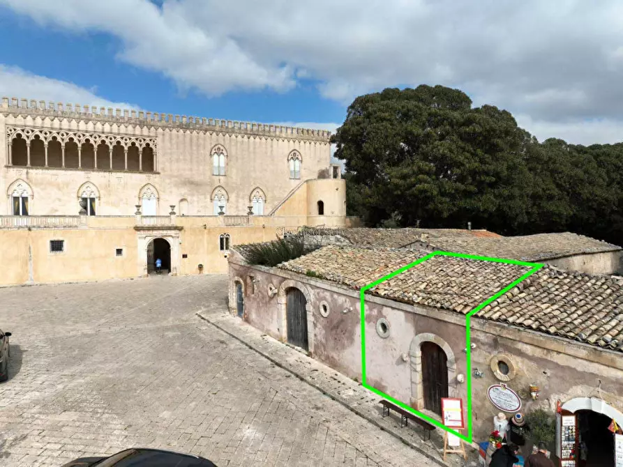 Immagine 2 di Casa indipendente in vendita  in Castello di Donnafugata a Ragusa