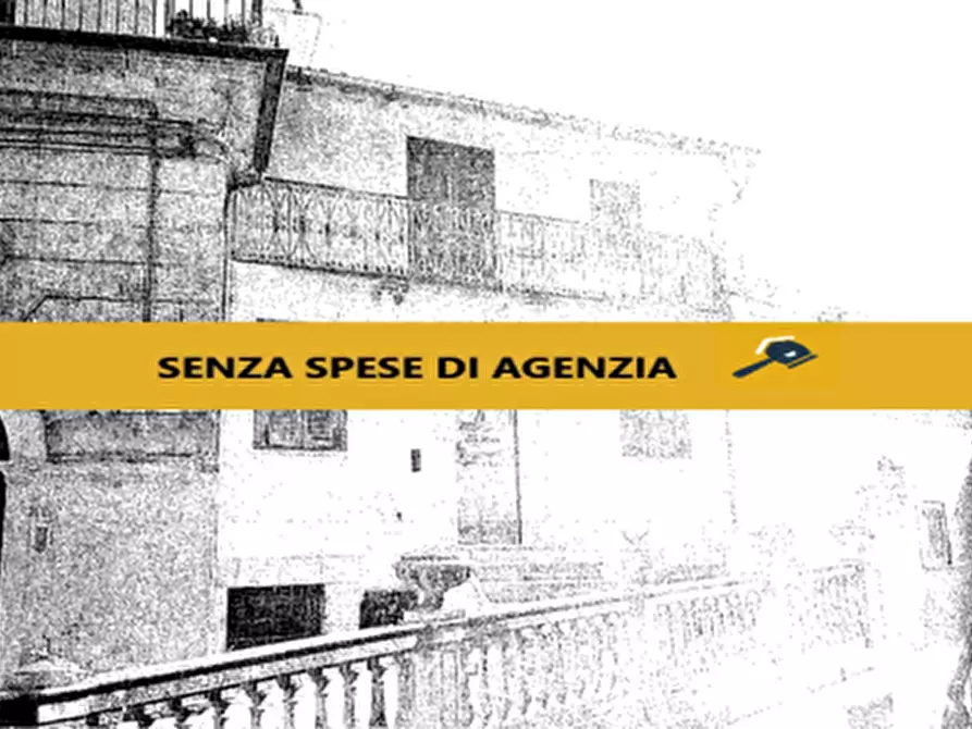 Immagine 1 di Appartamento in vendita  in Via Cesare Battisti, 11 a Rende