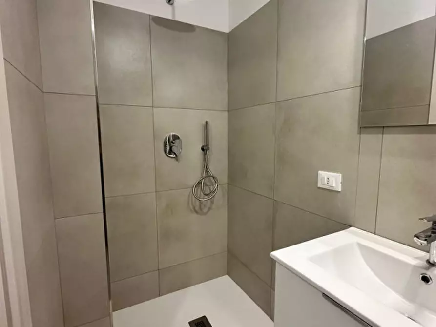 Immagine 13 di Appartamento in vendita  in VIA COLONNELLO BERTE a Milazzo