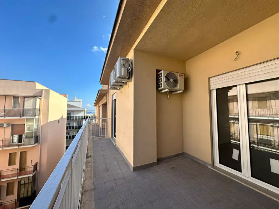 Immagine 21 di Appartamento in vendita  in VIA COLONNELLO BERTE a Milazzo