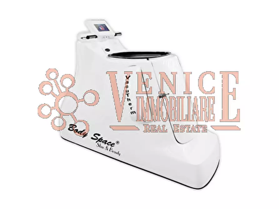 Immagine 2 di Attività commerciale in vendita  a Mira