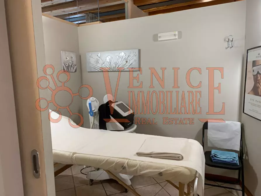 Immagine 5 di Attività commerciale in vendita  a Mira