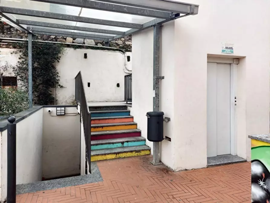 Immagine 18 di Posto auto in vendita  in Piazza Goffredo Mameli, N. snc a Imperia