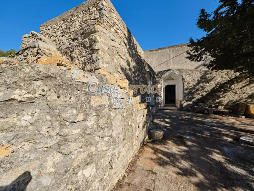 Immagine 4 di Rustico / casale in vendita  in Via La Guardia a Sannicola