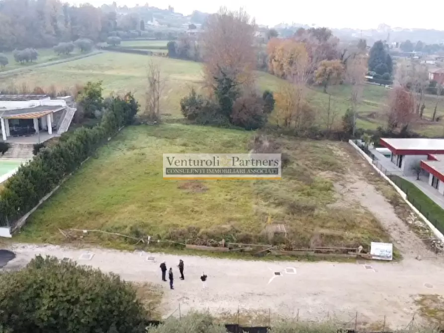 Immagine 1 di Terreno in vendita  in Via dei pradelli a Manerba Del Garda