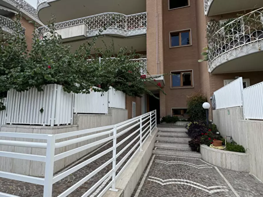 Immagine 9 di Appartamento in vendita  in Largo giuseppe guastalla a Roma