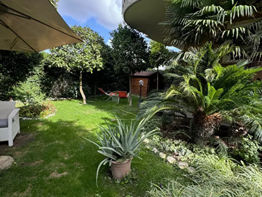 Immagine 15 di Appartamento in vendita  in Largo giuseppe guastalla a Roma