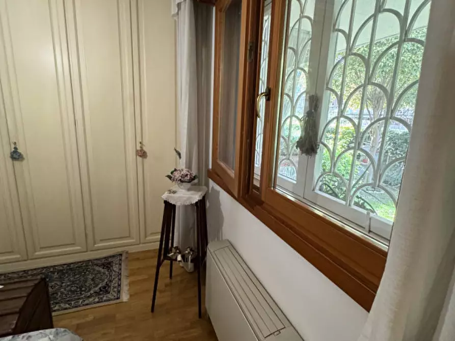 Immagine 32 di Appartamento in vendita  in Largo giuseppe guastalla a Roma