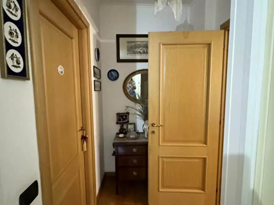 Immagine 34 di Appartamento in vendita  in Largo giuseppe guastalla a Roma