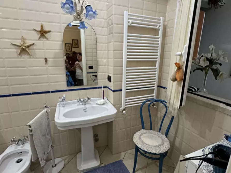 Immagine 37 di Appartamento in vendita  in Largo giuseppe guastalla a Roma