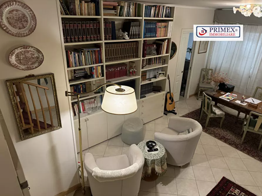 Immagine 42 di Appartamento in vendita  in Largo giuseppe guastalla a Roma