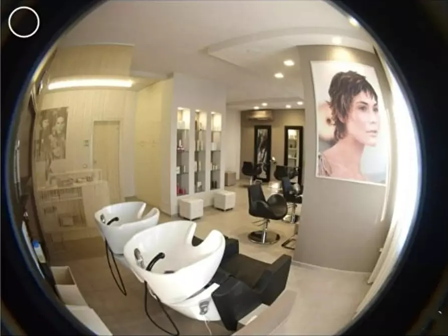 Immagine 5 di Negozio in vendita  in Via Camillo Benso di Cavour a Castiglione Delle Stiviere