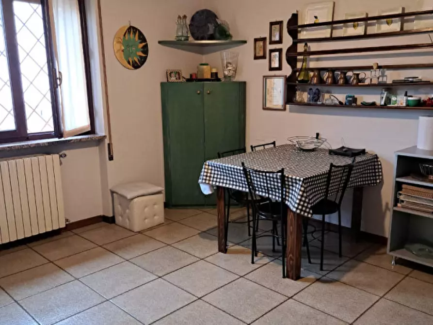 Immagine 11 di Negozio in vendita  in Via Camillo Benso di Cavour a Castiglione Delle Stiviere