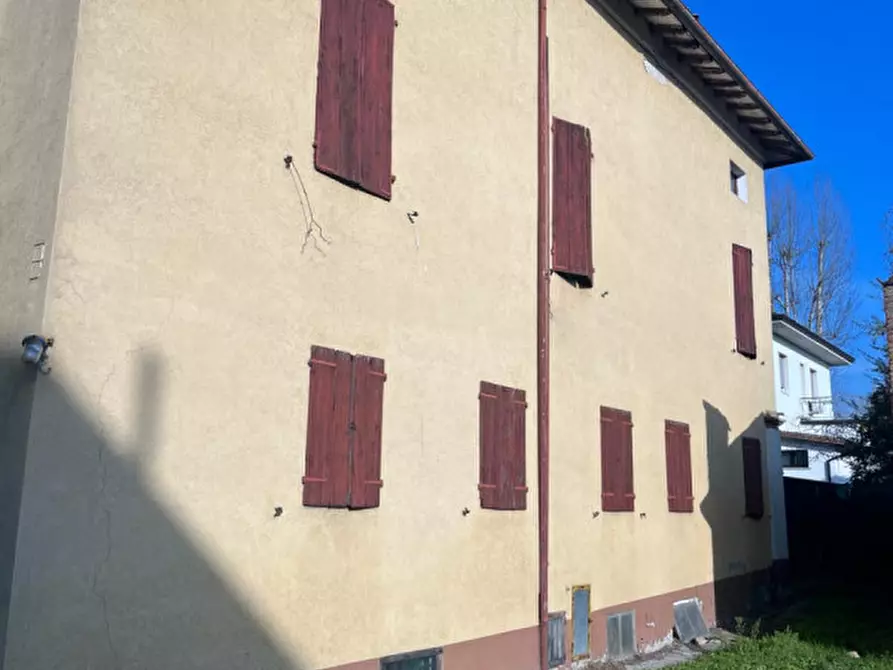 Immagine 1 di Palazzo in vendita  in Via G. Matteotti, 23, San Secondo Parmense, PR, Italia, San Secondo Parmense, Parma, 43017, Italia a San Secondo Parmense