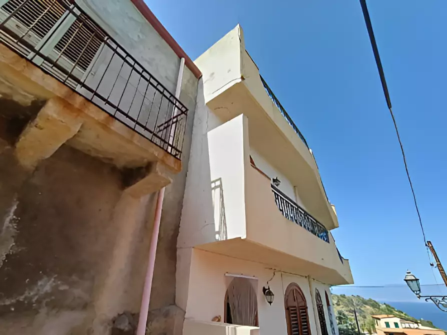 Immagine 1 di Appartamento in vendita  in via Puntale a Scaletta Zanclea