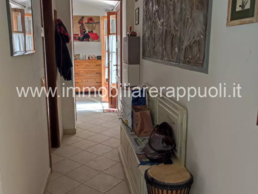 Immagine 13 di Casa indipendente in vendita  a Sinalunga