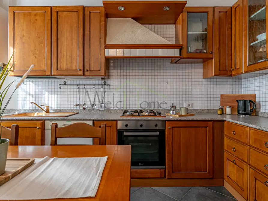 Immagine 10 di Appartamento in affitto  in Via Zezio 3 a Como