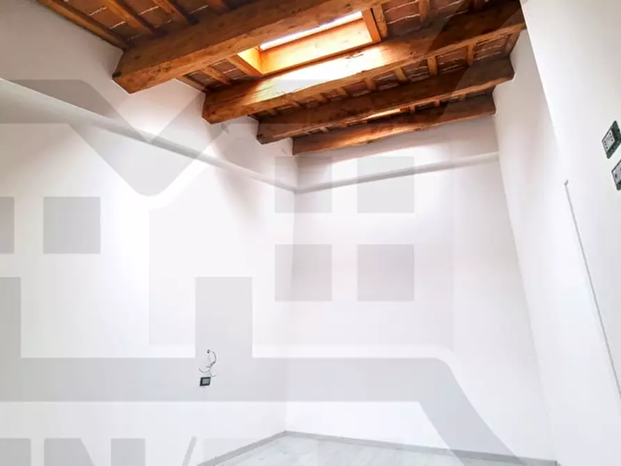 Immagine 11 di Appartamento in vendita  in viale orsini a Lugo