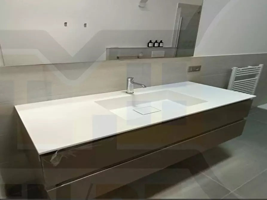 Immagine 32 di Appartamento in vendita  in viale orsini a Lugo