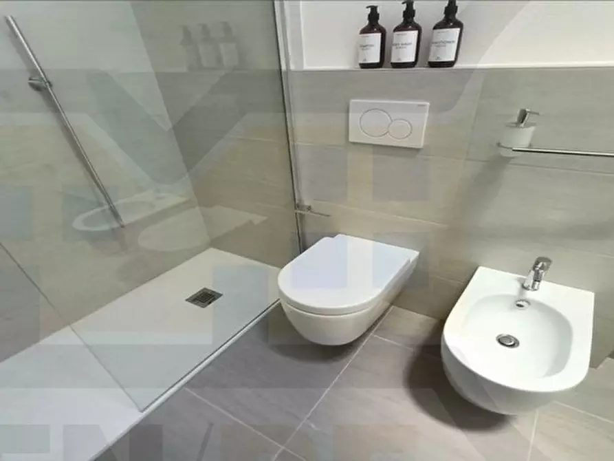 Immagine 34 di Appartamento in vendita  in viale orsini a Lugo