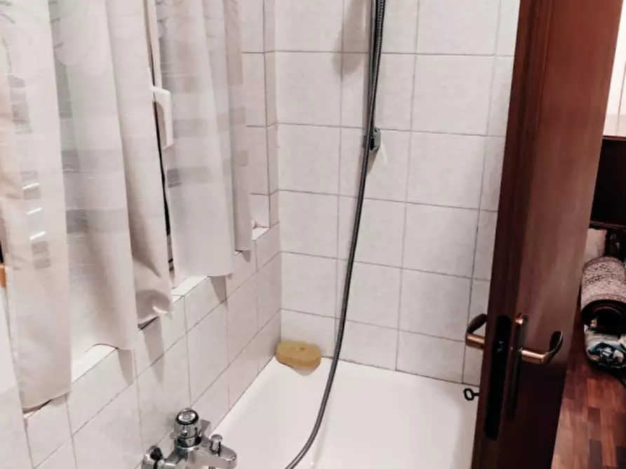 Immagine 13 di Palazzo in vendita  in VIA CARLO ROMANO 86 a Cesate