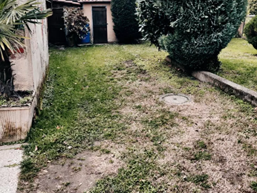 Immagine 15 di Palazzo in vendita  in VIA CARLO ROMANO 86 a Cesate