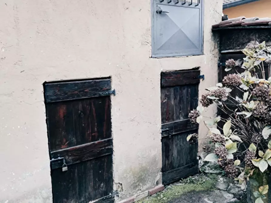 Immagine 16 di Palazzo in vendita  in VIA CARLO ROMANO 86 a Cesate