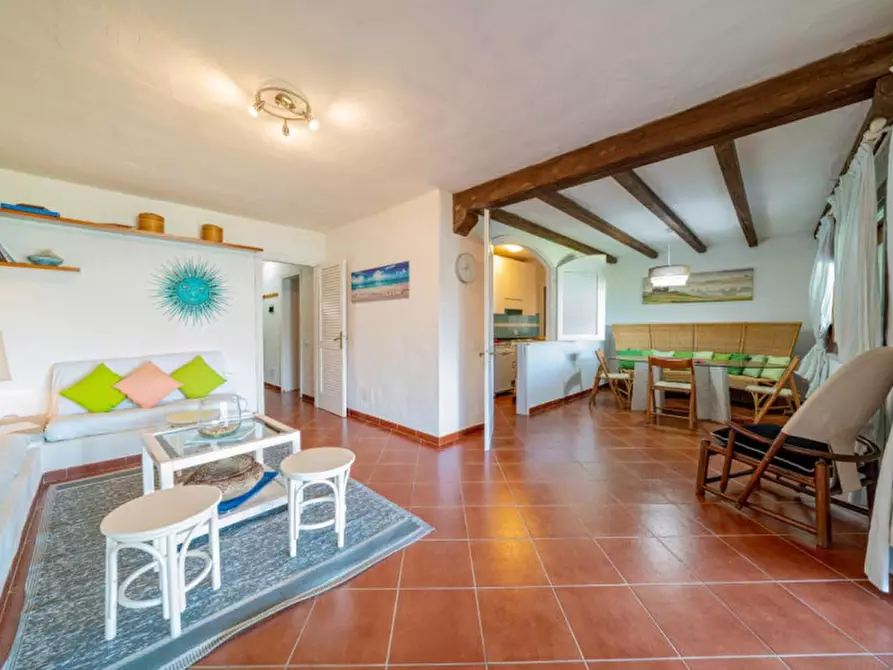 Immagine 8 di Appartamento in vendita  in via del ginepro a Golfo Aranci