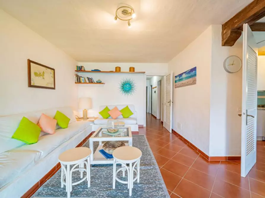 Immagine 9 di Appartamento in vendita  in via del ginepro a Golfo Aranci