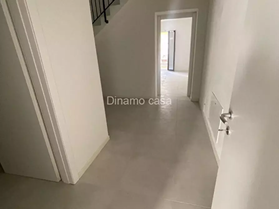 Immagine 9 di Casa indipendente in vendita  a Prato