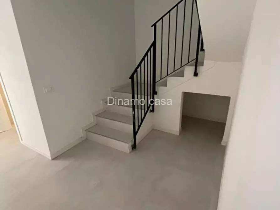 Immagine 22 di Casa indipendente in vendita  a Prato