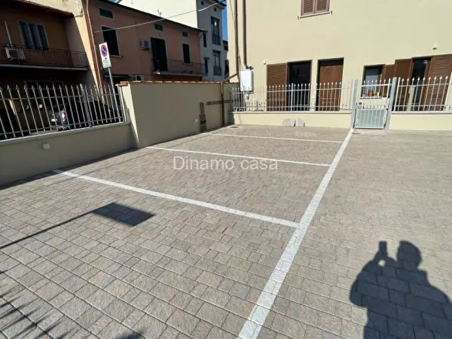 Immagine 25 di Casa indipendente in vendita  a Prato