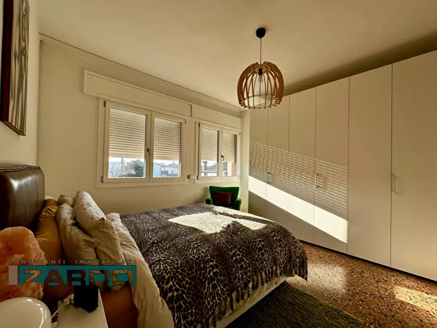 Immagine 10 di Casa bifamiliare in vendita  a Castelfranco Veneto