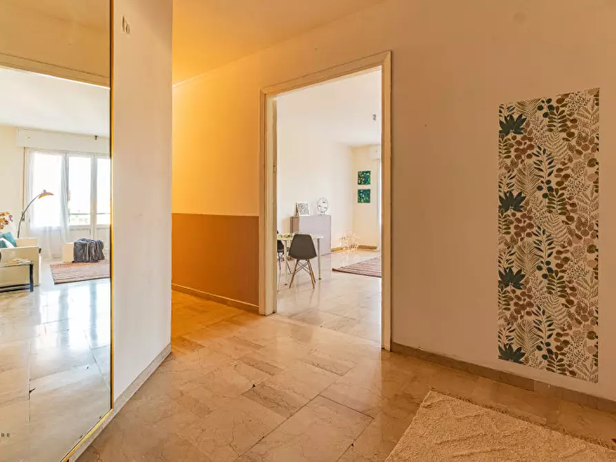 Immagine 4 di Appartamento in vendita  in VIA AURELIO SAFFI a Bologna