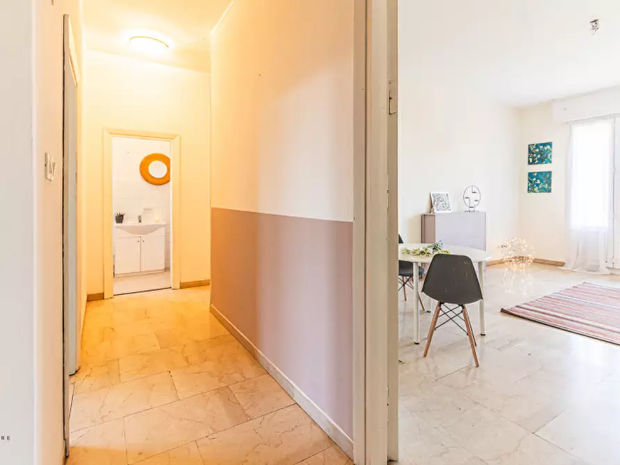 Immagine 11 di Appartamento in vendita  in VIA AURELIO SAFFI a Bologna