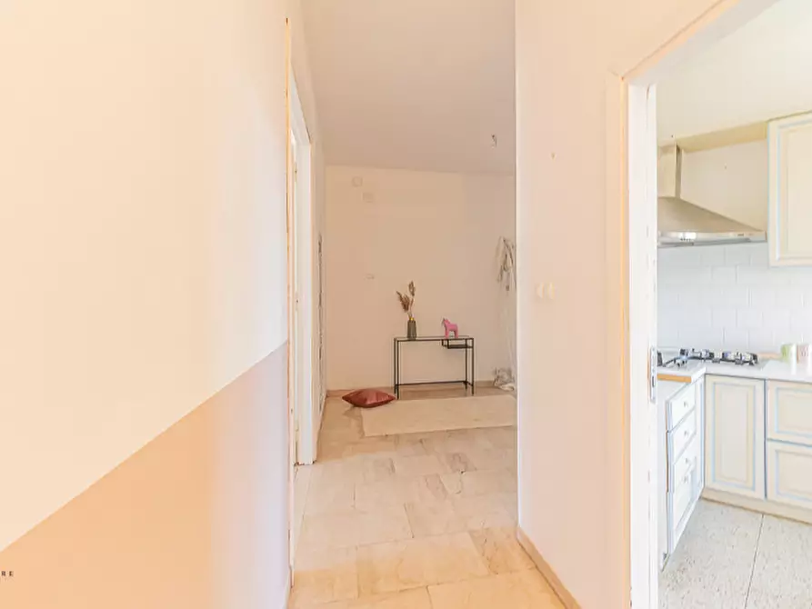 Immagine 13 di Appartamento in vendita  in VIA AURELIO SAFFI a Bologna