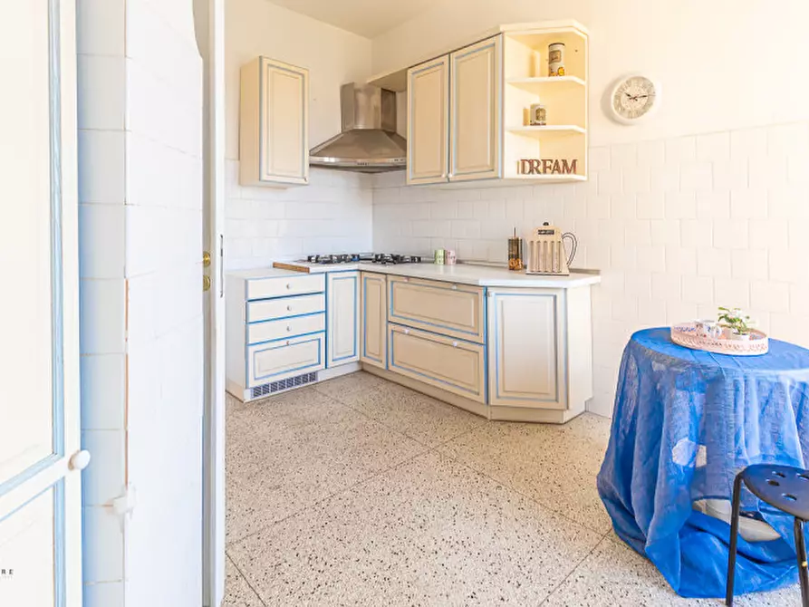 Immagine 16 di Appartamento in vendita  in VIA AURELIO SAFFI a Bologna