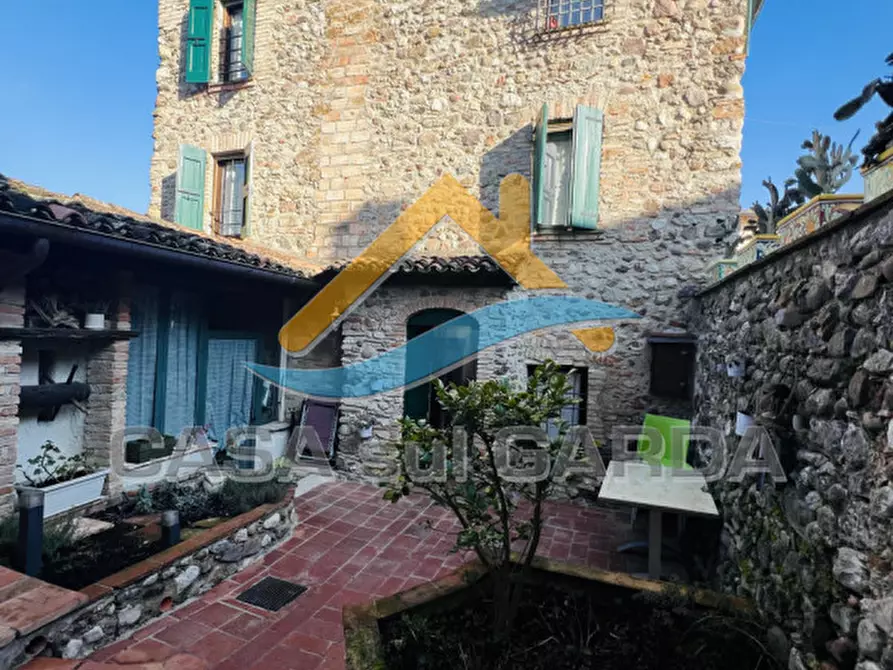 Immagine 1 di Villetta a schiera in vendita  in Via Castello a Monzambano