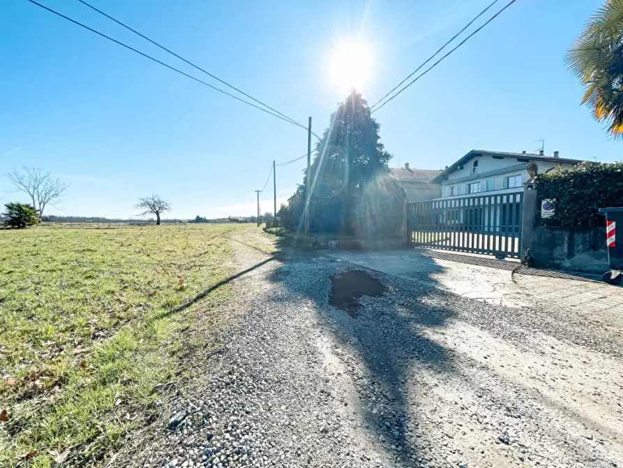 Immagine 21 di Casa indipendente in vendita  in via canopi 14 a Oleggio