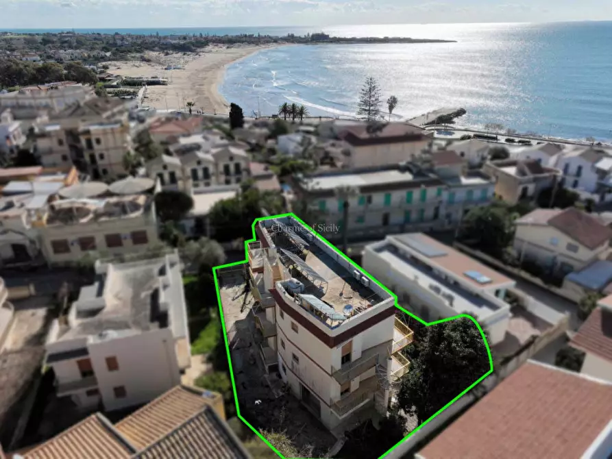 Immagine 2 di Appartamento in vendita  in Via Cristoforo Colombo a Modica