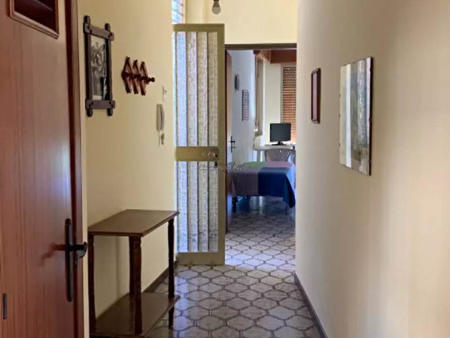 Immagine 21 di Appartamento in vendita  in Via Cristoforo Colombo a Modica